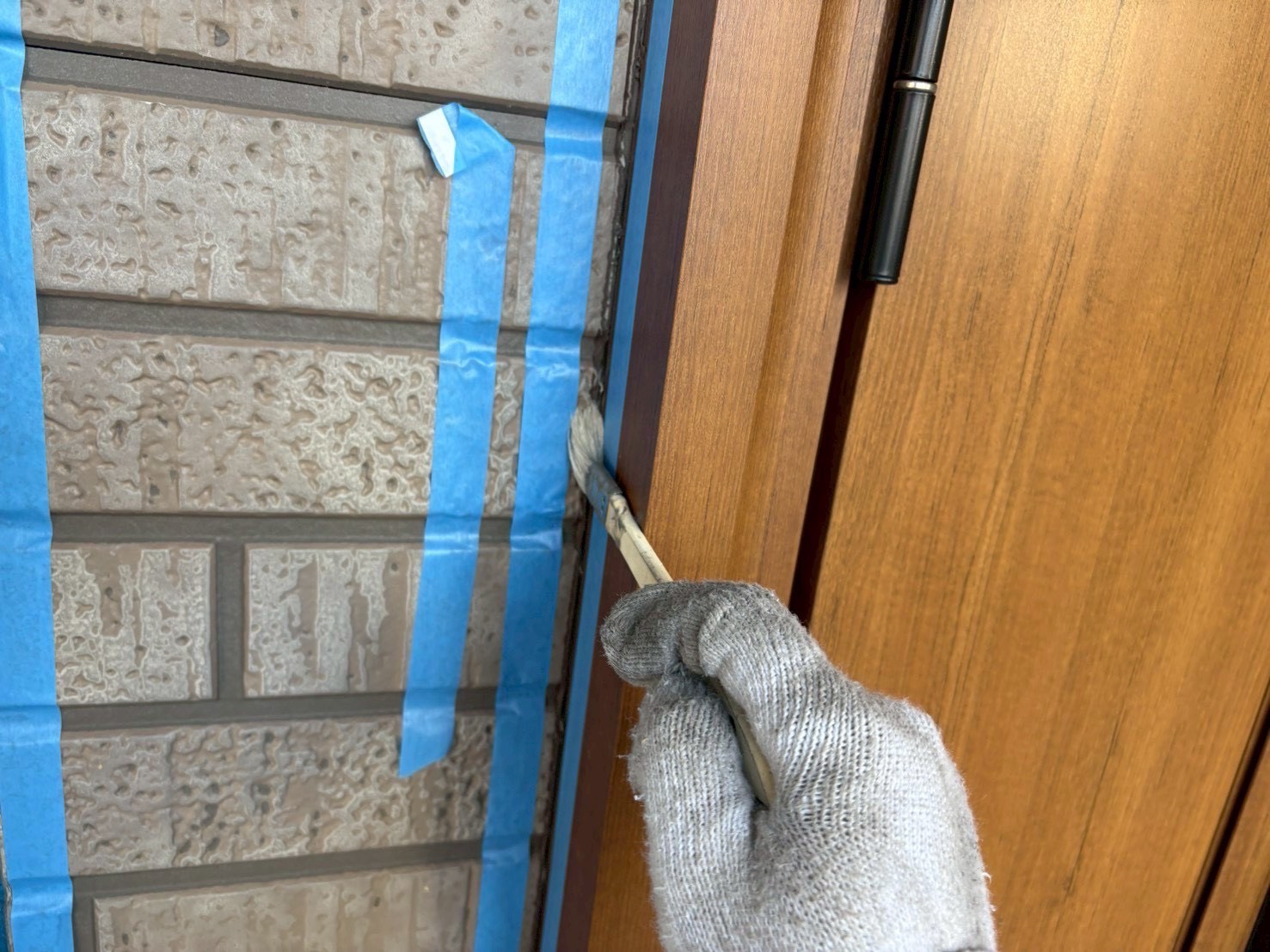 プライマー処理(玄関扉枠廻り)